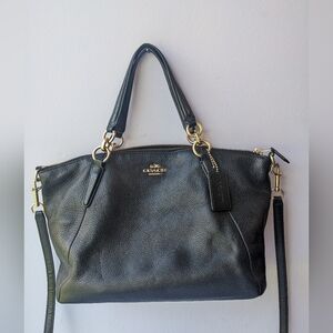 Coach Kelsey Satchel In Pebble Leather black